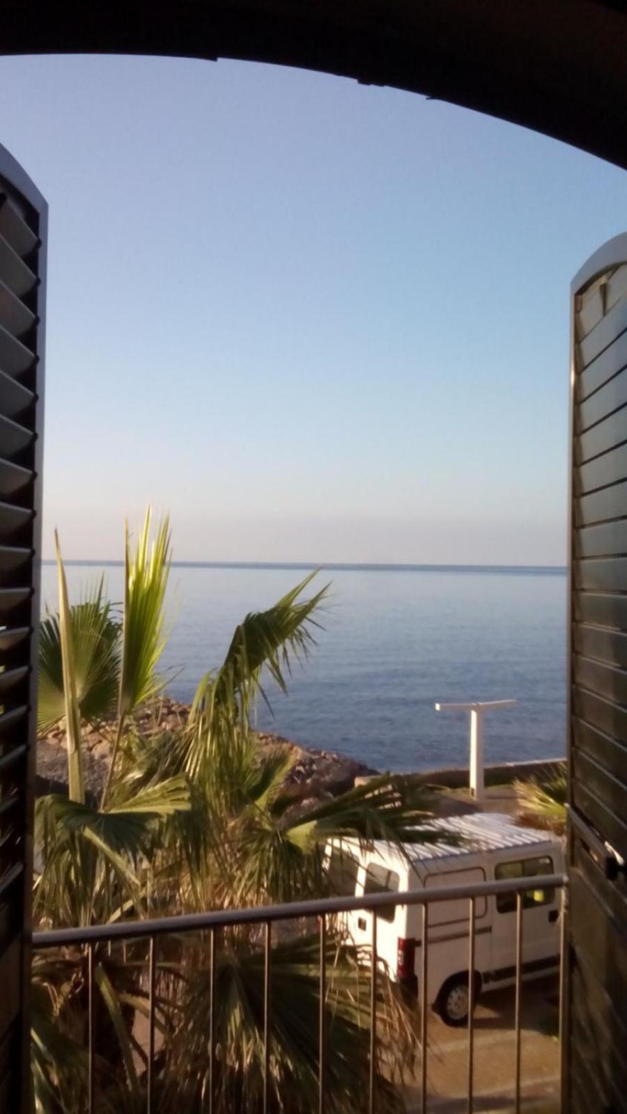 Vila Casa De Sueno En La Playa Adra Exteriér fotografie